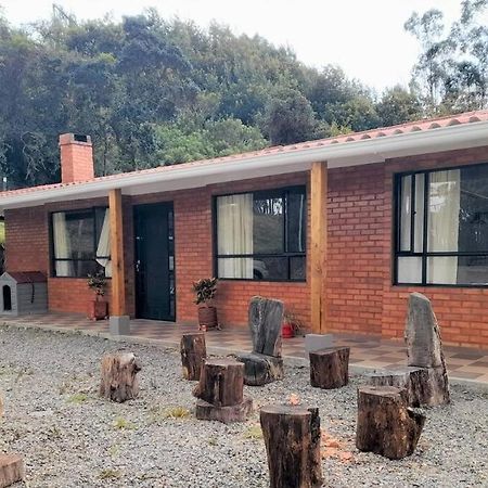 Hermosa Casa Campestre Moderna "Rancho La Marina" Chiquinquira  ภายนอก รูปภาพ